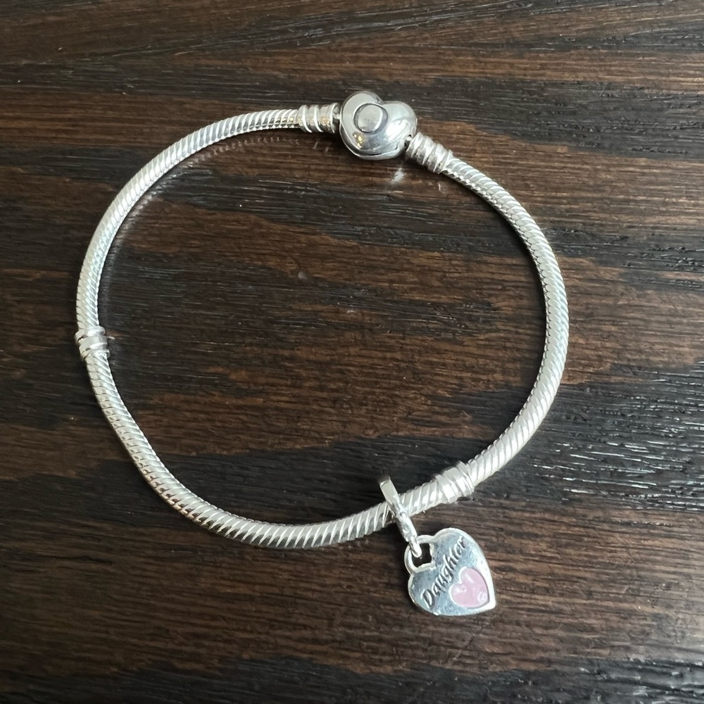 925 STERLING SILVER PANDORA BRACELET WITH HEART
CLASP + EXTRA CHARM